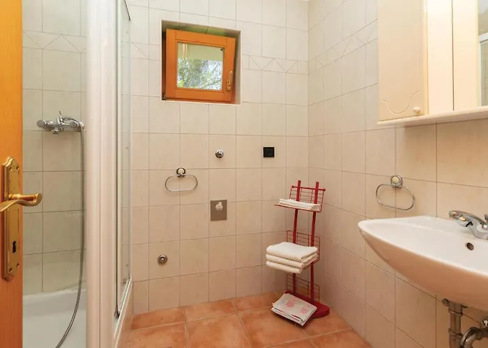 Klarinska Br Iv Casa de Férias Preko