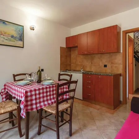 Stunning In With Kitchen Holiday home