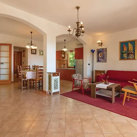 Stunning In With Kitchen Holiday home Preko