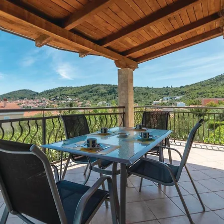 Stunning In With Kitchen Holiday home Preko