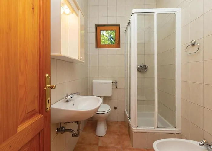 Klarinska Br Iv Преко