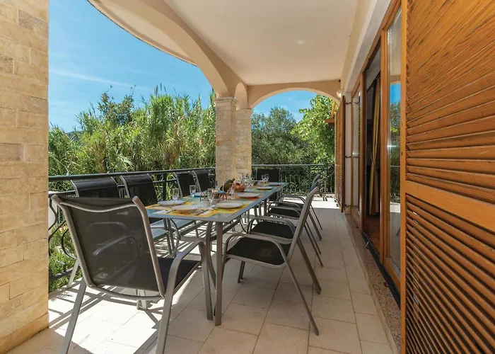 Tatil Evi Klarinska Br Iv