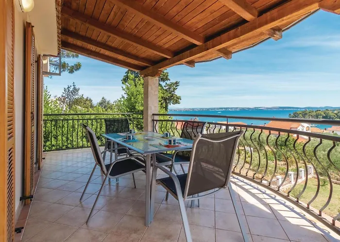 Tatil Evi Klarinska Br Iv Preko